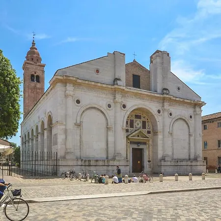 Apartman Lovely In With Kitchen Rimini