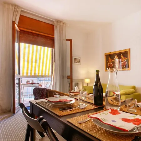 Apartman Lovely In With Kitchen *