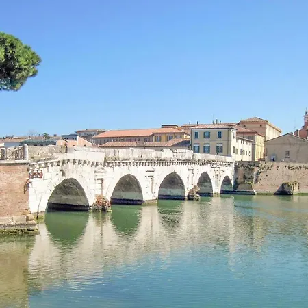 Lovely In With Kitchen Apartman *