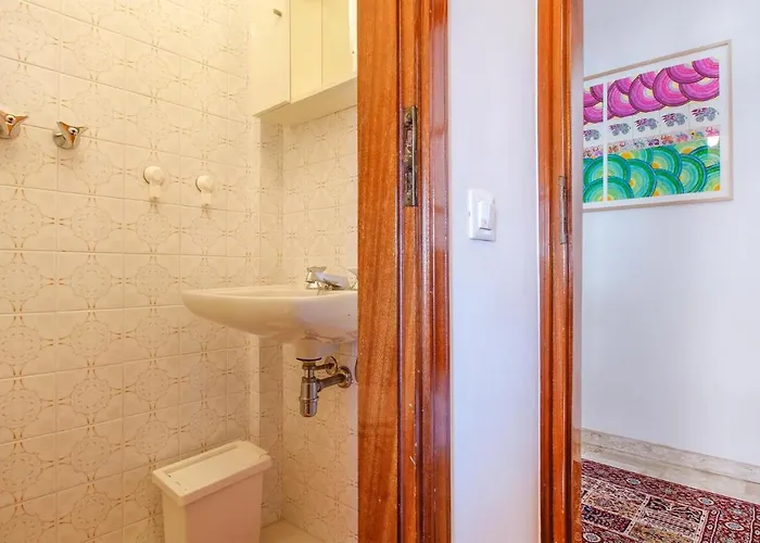 Lovely In With Kitchen *